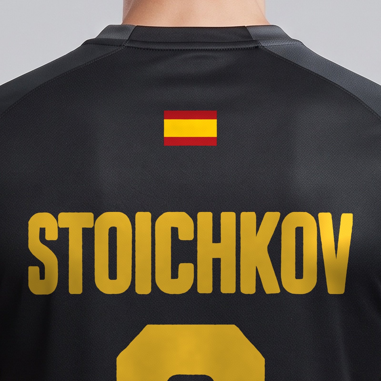 Detalle de la espalda de la camiseta Stoichkov 8: bandera, nombre y dorsal